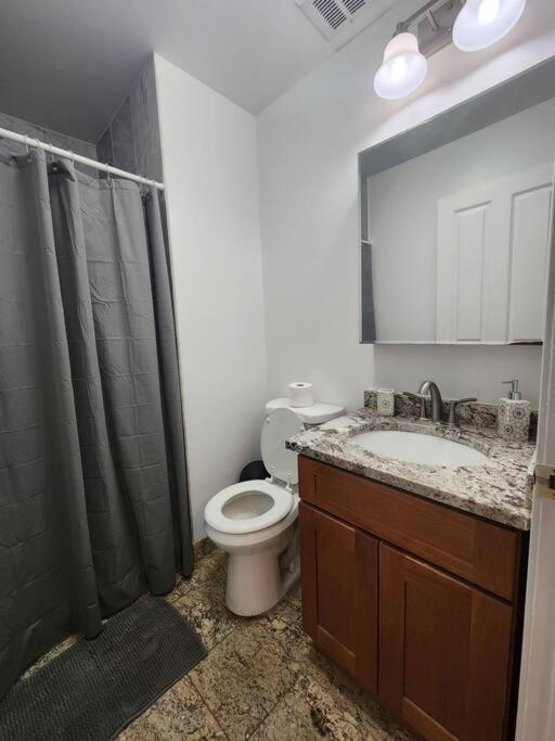 Luxurious 2 Bed ! Mins To Nyc! Apartamento Union City Exterior foto